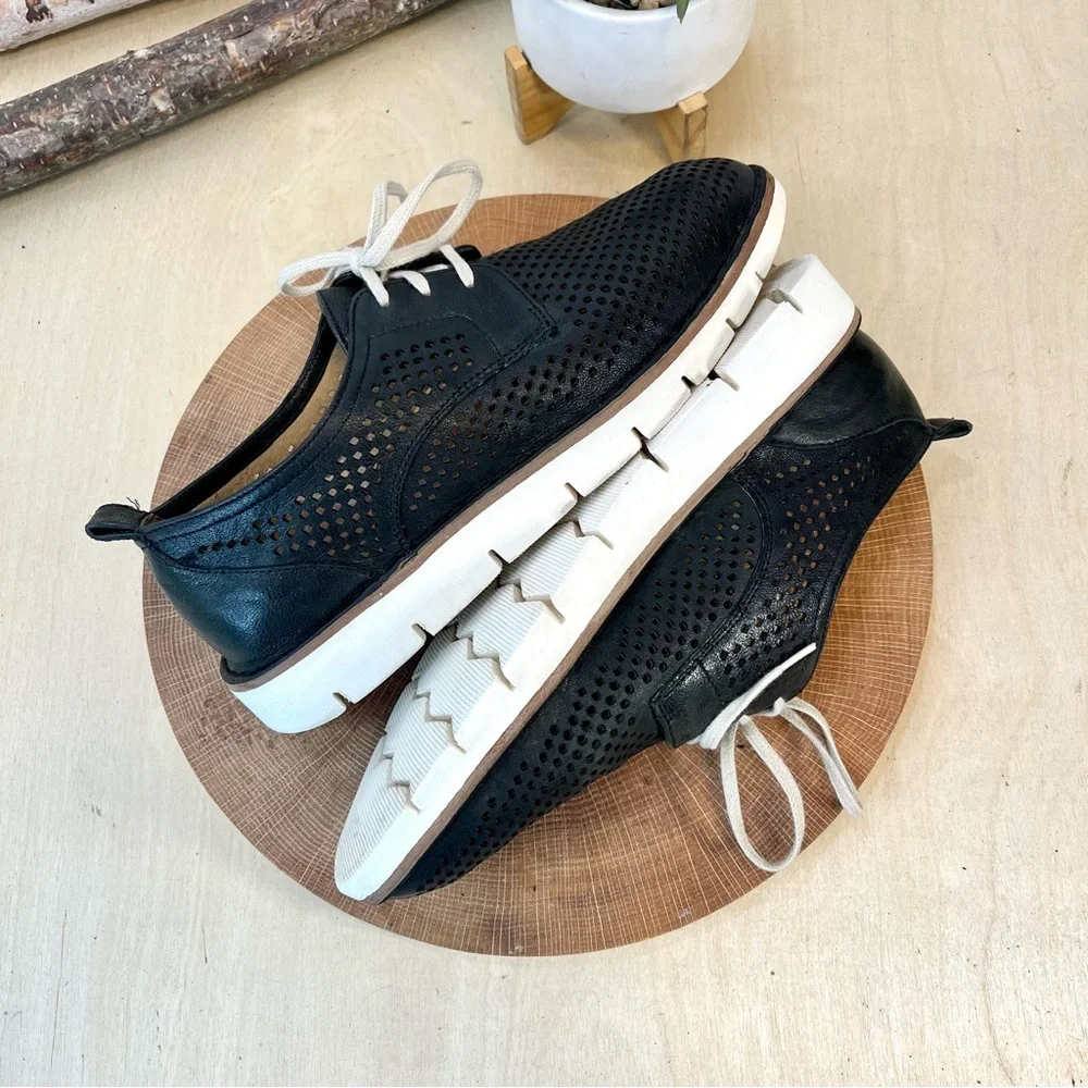 Trask | Lena Perforated Leather Sneakers Size 38/7.5 - Picture 3 of 16